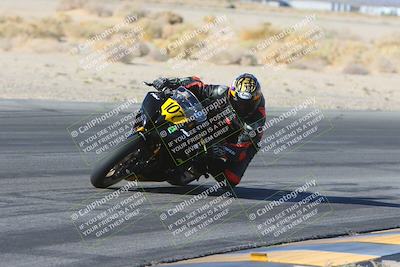 media/Jan-10-2025-CVMA Friday Practice (Fri) [[489e0da257]]/Group 4 and Trackday/Session 2 (Turn 4 Inside)/